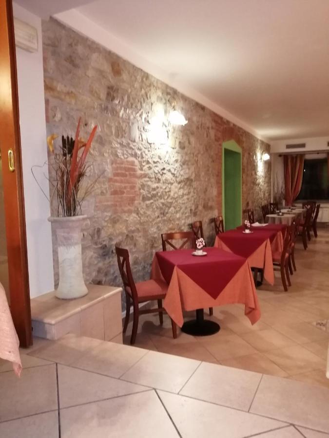 Hotel Azzurra Salsomaggiore Terme Exterior foto